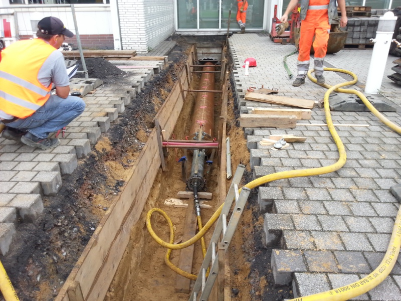 Rammung einer Abwasserleitung, ramming of sewer line  © TERRA AG, Reiden, Switzerland